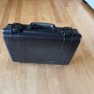 Pelican Case 18” x 11” x 5”